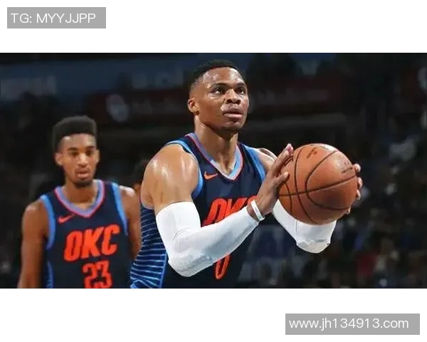 雷霆与火箭激战正酣亚当斯能否带领球队逆转局势