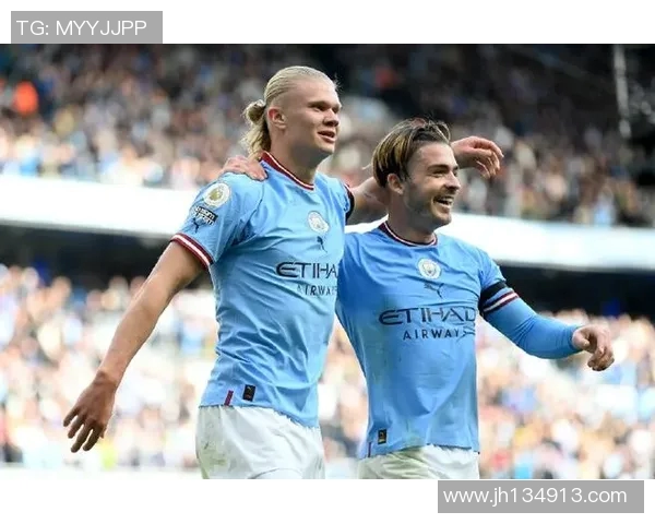 红魔对决蓝月亮曼联与曼城德比战的激情与荣耀