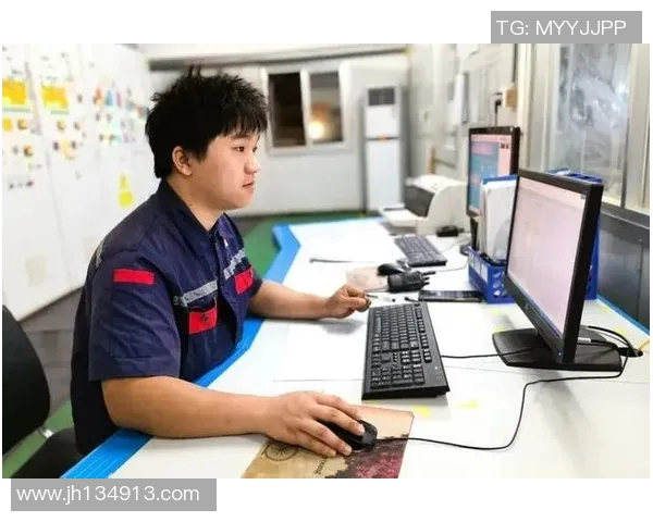 陈林坚的篮球之路与成长历程探秘：从青涩少年到职业球员的蜕变之旅