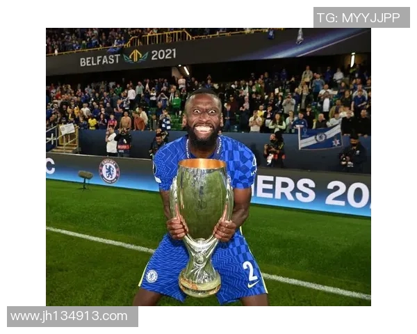 吕迪格的职业生涯回顾与未来展望：从德甲到国际舞台的成长之路